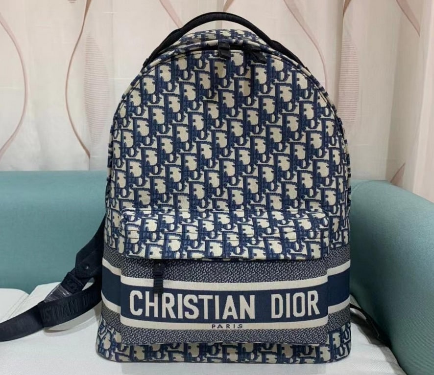 DHgate Diorcamp Backpack Dupes